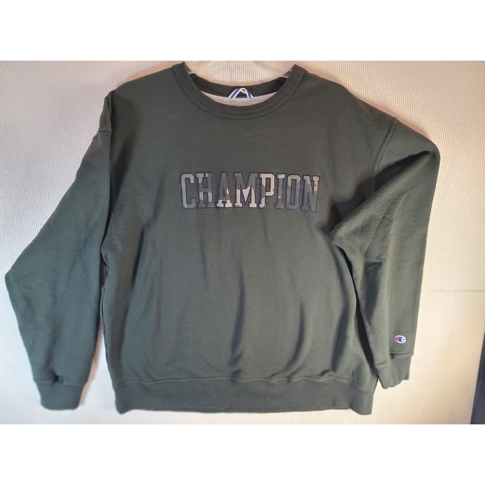 Champion 2XL Camo green sweatshirt Y2K Large logo in camo letters great
